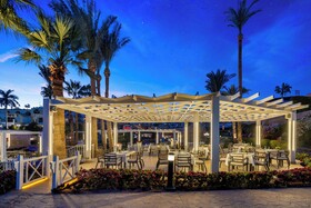 Royal Savoy Hotel & Villas