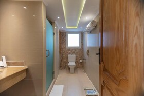 Royal Savoy Hotel & Villas