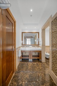 Royal Savoy Hotel & Villas