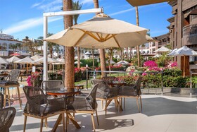 Royal Savoy Hotel & Villas