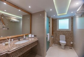 Royal Savoy Hotel & Villas