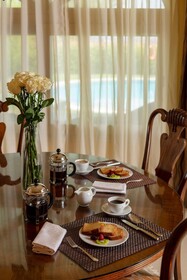 Royal Savoy Hotel & Villas