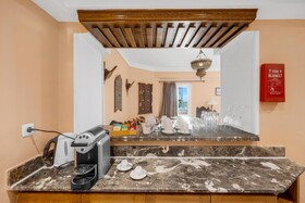 Royal Savoy Hotel & Villas