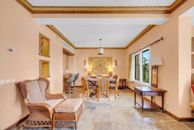 Royal Savoy Hotel & Villas