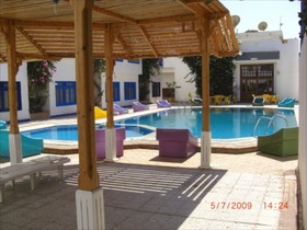 Sandy Hotel