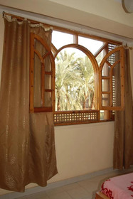 Arabesque Apartments