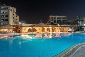 Aracan Eatabe Luxor Hotel