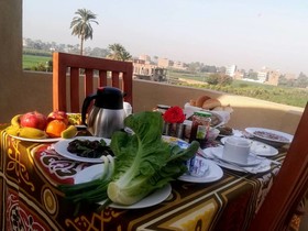 Embrace Hotel Luxor