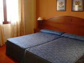 Hotel Reyes Ziries