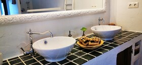 Roca Verde Boutique Bed & Breakfast