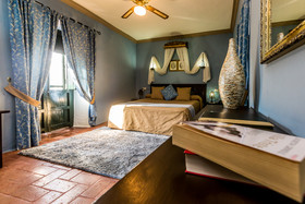 Hacienda El Santiscal Adults Only