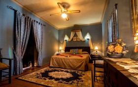 Hacienda El Santiscal Adults Only