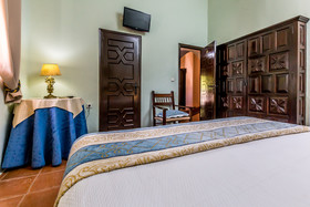 Hacienda El Santiscal Adults Only