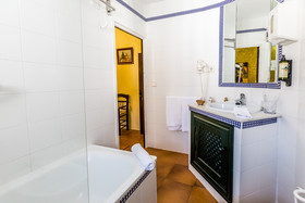 Hacienda El Santiscal Adults Only