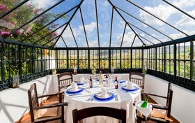 Hacienda El Santiscal Adults Only
