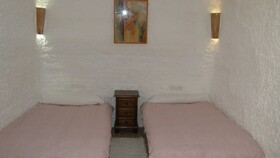 Cueva El Guindas