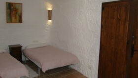 Cueva El Guindas