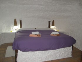 Cueva El Guindas
