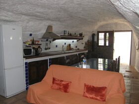 Cueva El Guindas