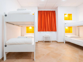 Benarraba Hostel