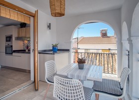 Olive & Ivy Guest House