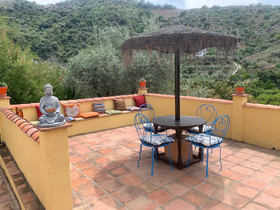 Lemon Grove Farmhouse