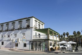 Hotel Vía Sevilla Cádiz Alojamiento Y Restaurante