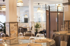 Hotel Vía Sevilla Cádiz Alojamiento Y Restaurante