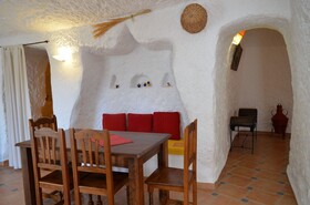 Cuevas Algarves De Gorafe