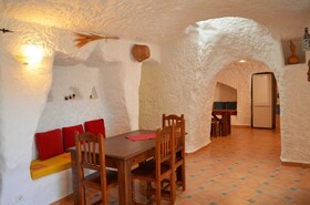 Cuevas Algarves De Gorafe