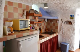 Cuevas Algarves De Gorafe