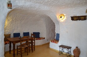 Cuevas Algarves De Gorafe