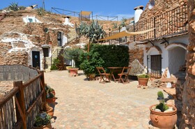 Cuevas Algarves De Gorafe