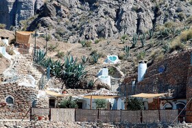 Cuevas Algarves De Gorafe