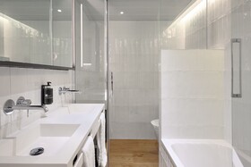 Apartamentos Luna Suites Granada