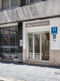Olala Granada Suites
