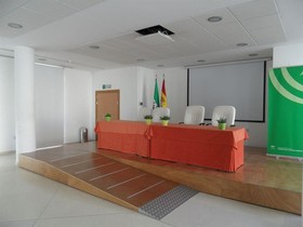 Albergue Inturjoven & Spa Jaén