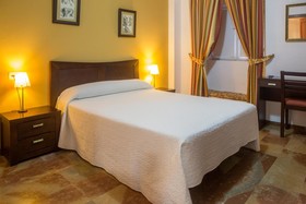 Hotel San Cayetano