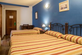 Hotel San Cayetano