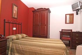 Hotel San Cayetano