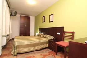 Hotel San Cayetano
