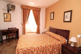Hotel San Cayetano