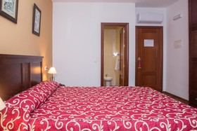 Hotel San Cayetano