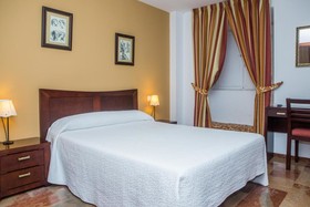 Hotel San Cayetano
