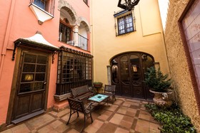 San Gabriel Su Casa En Ronda