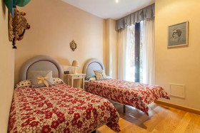 Alcazar Santa Cruz Pool Villa