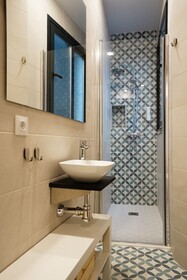 Dolium Apartments