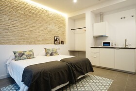 Dolium Apartments