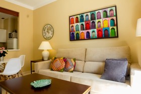 Eva Recommends Pinton