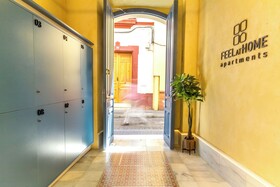 Feelathome San Lorenzo Apartments